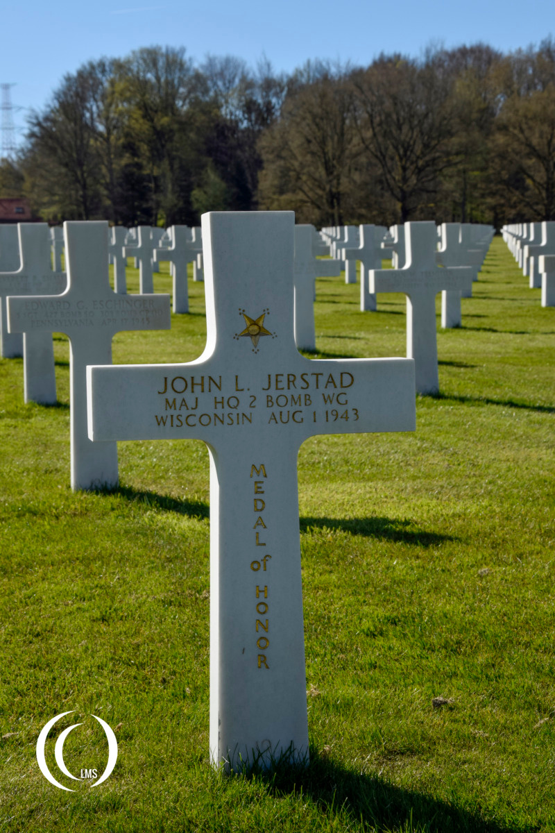 Grave of Medal of Honor recipient Major John L. Jerstad