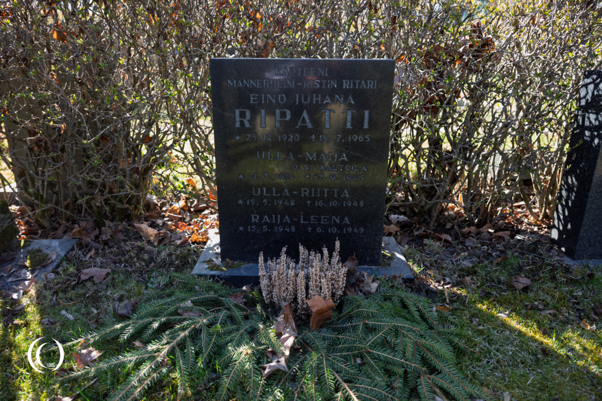 The grave of Captain Eino Juhana Ripatti at Hietaniemi Cemetery in Helsinki, Finland