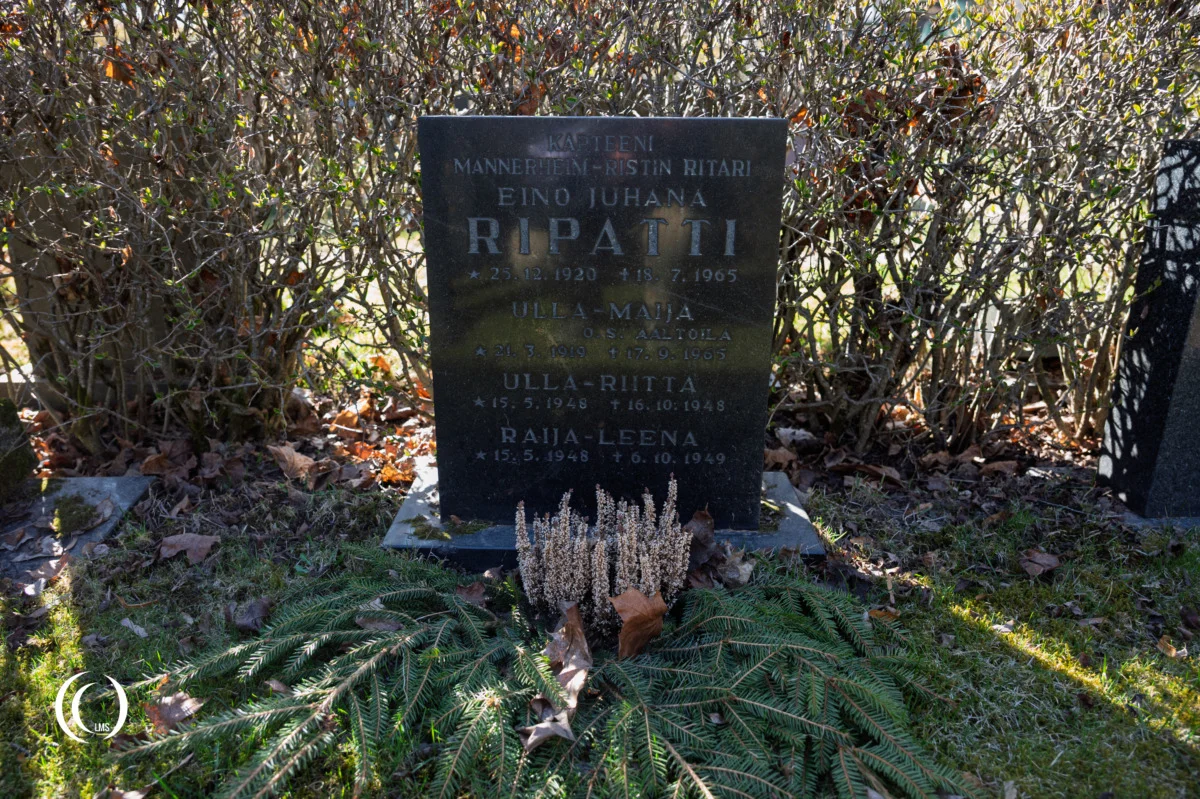 The grave of Captain Eino Juhana Ripatti at Hietaniemi Cemetery in Helsinki, Finland