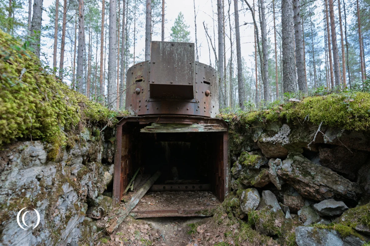 Steel firing position accessible from the trench at Salpa-asema Askola, Finland