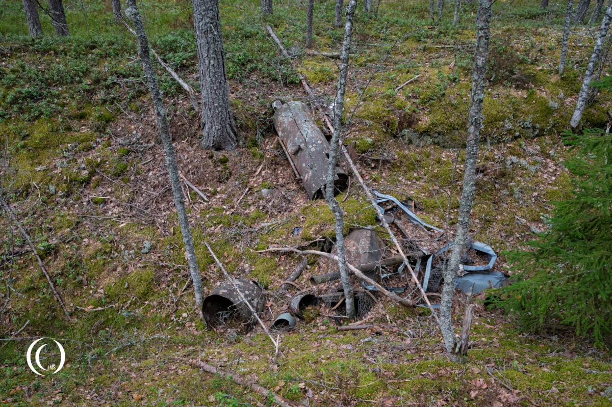 Metal debris inside a trench at Salpa-asema Askola, Finland