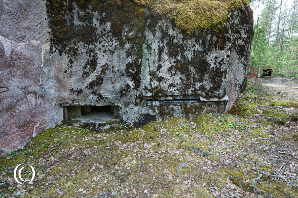 MG embrasure and observation slit of bunker C11 of the Salpa Line at Askola, Luumäki, Finland