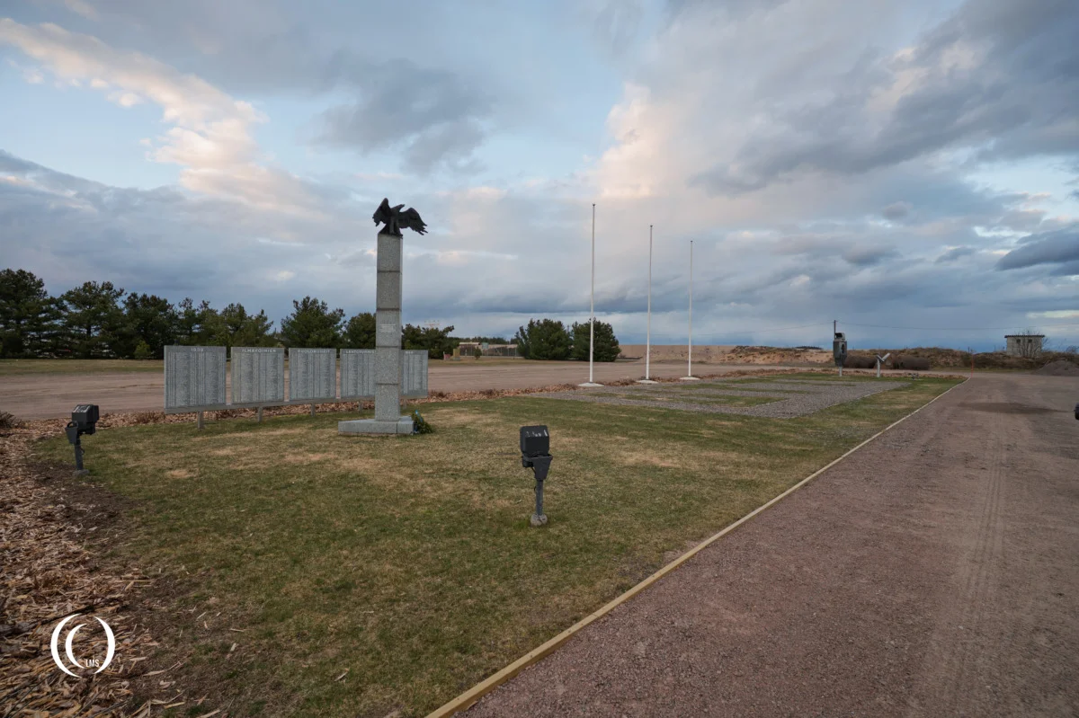 Utti Square with the Eagle monument, Air Force memorial and ErP 4 memorial (far right)