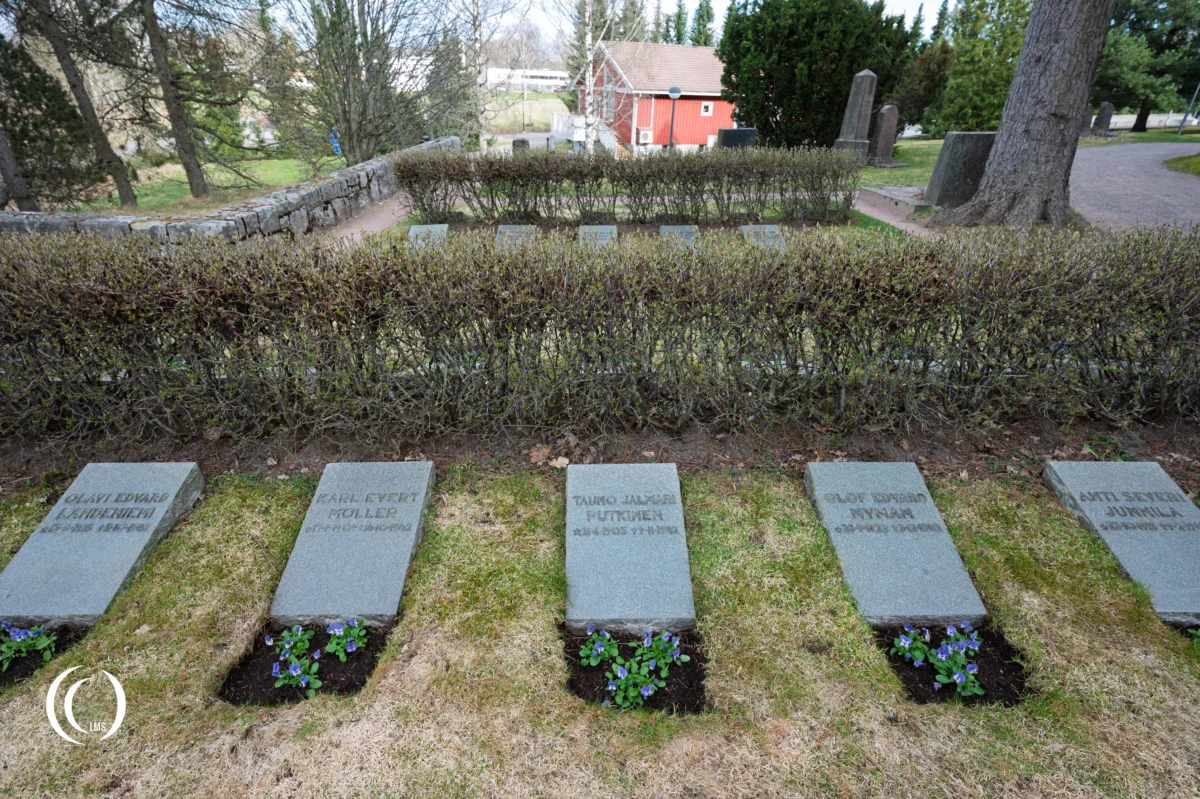War Heroes Graves at Tuusula Church Cemetery, Finland